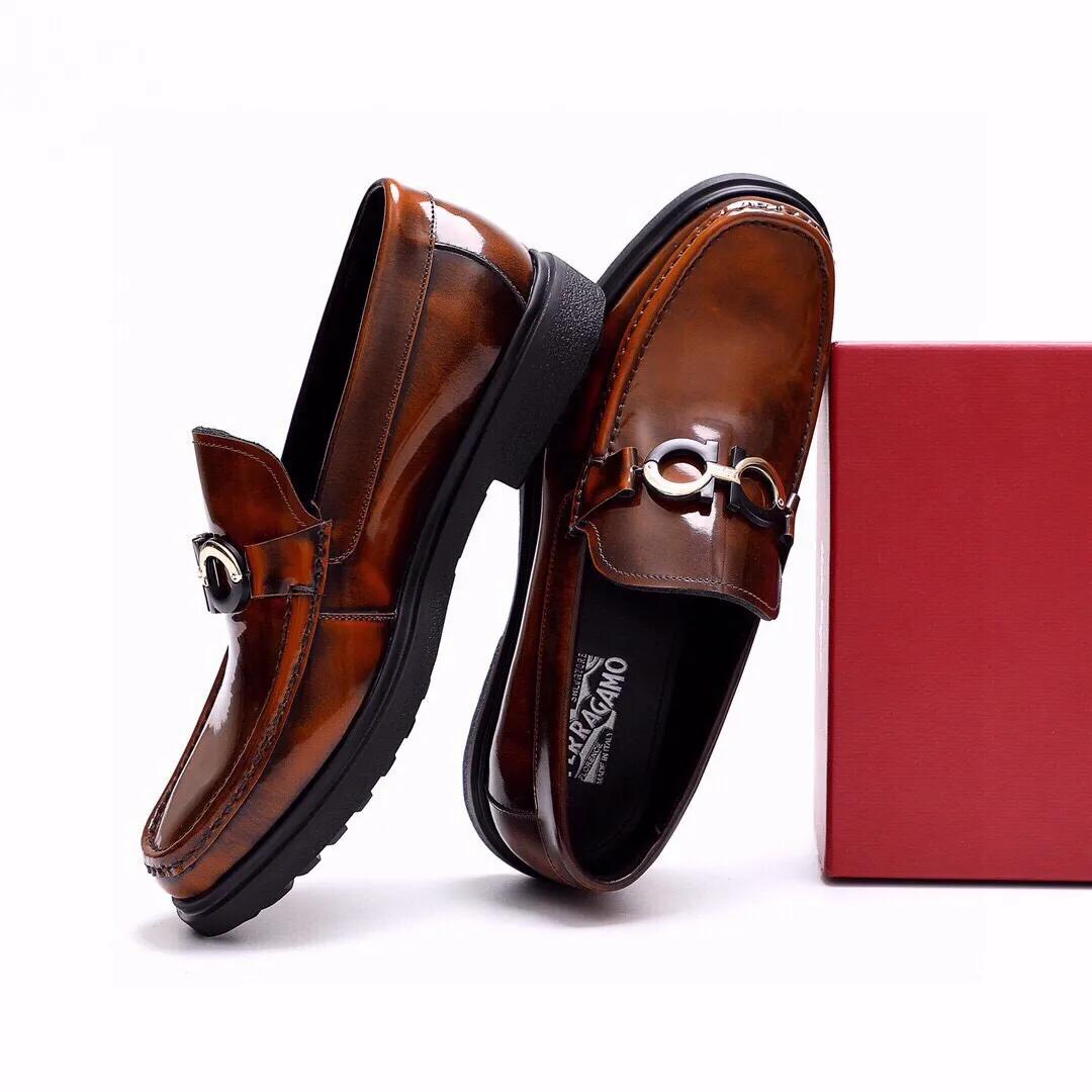Men's shoes 💰520 💐[Ferragamo/Ferragamo] New 🐲Ferragamo* Ferragamo classic formal leather shoes! It is made of imported first-layer open-edge beaded cowhide leather upper + luxurious hardware buckle, and the inner layer is comfortable first-layer cowhide 🐂 leather lining! Original rubber outsole! Code number 38-44 (45🉑️customized)